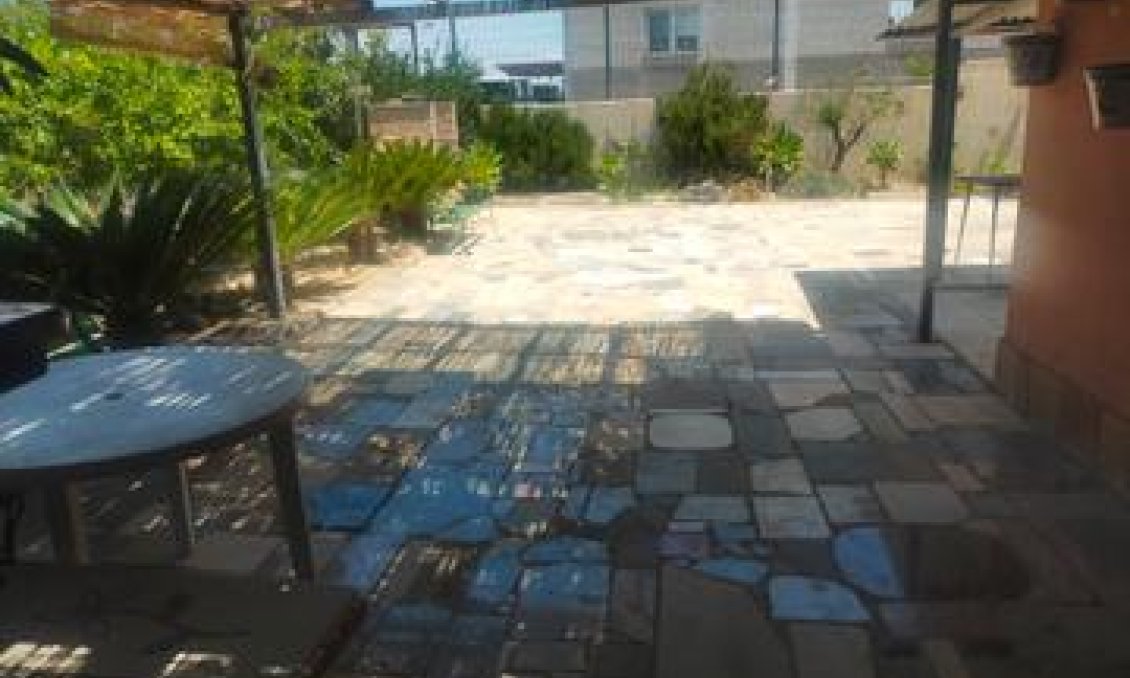 Segunda mano - Villa -
Elche - Costa Blanca