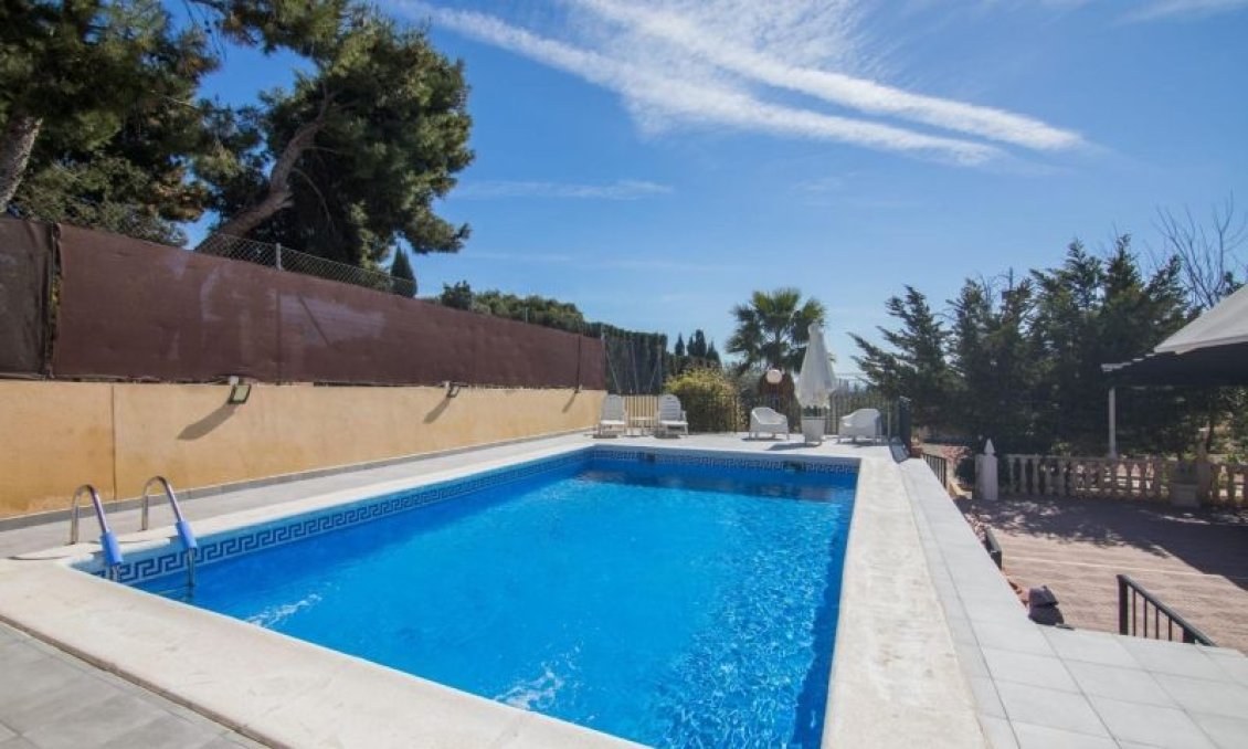 Wiederverkauf - Villa -
Elche - Costa Blanca