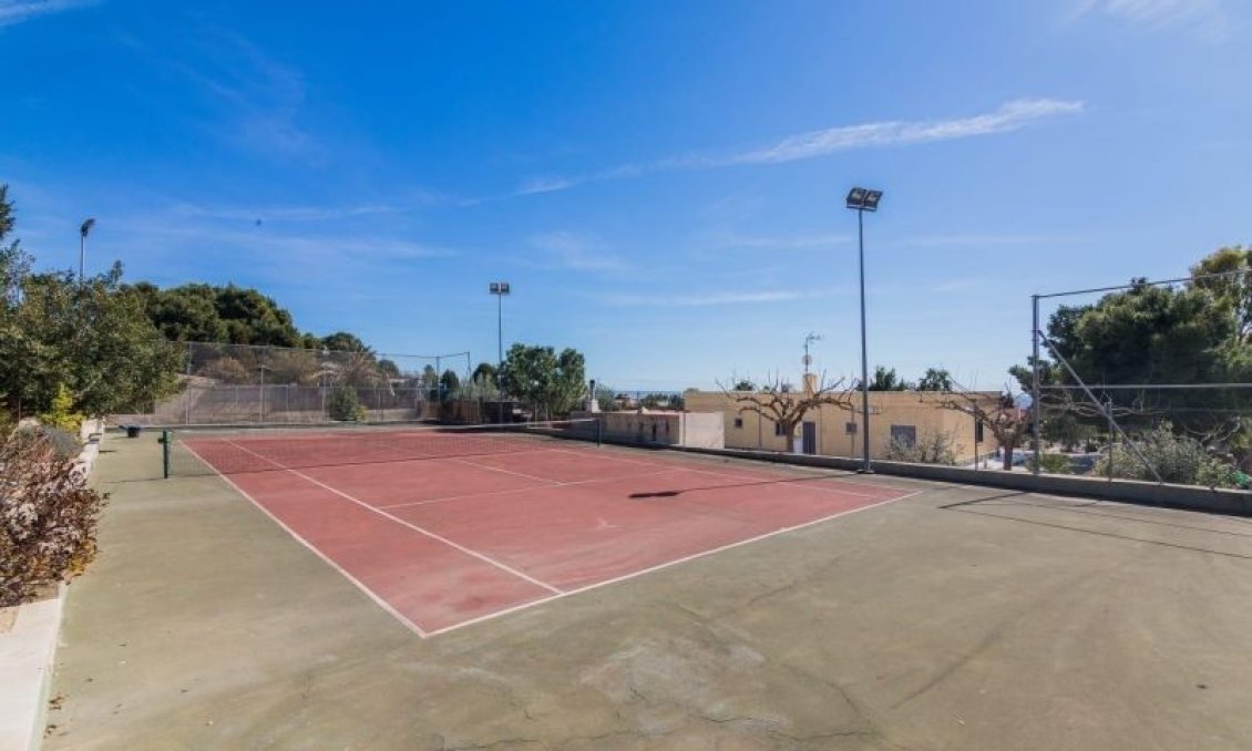 Wiederverkauf - Villa -
Elche - Costa Blanca