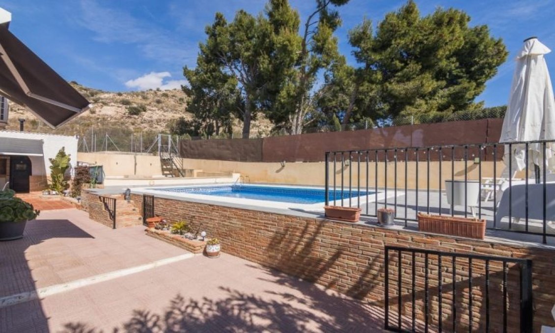 Wiederverkauf - Villa -
Elche - Costa Blanca