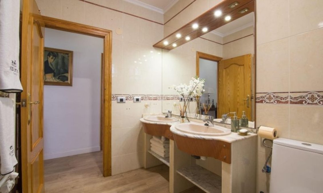 Wiederverkauf - Villa -
Elche - Costa Blanca