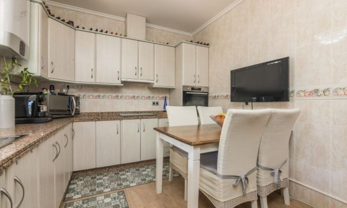 Wiederverkauf - Villa -
Elche - Costa Blanca