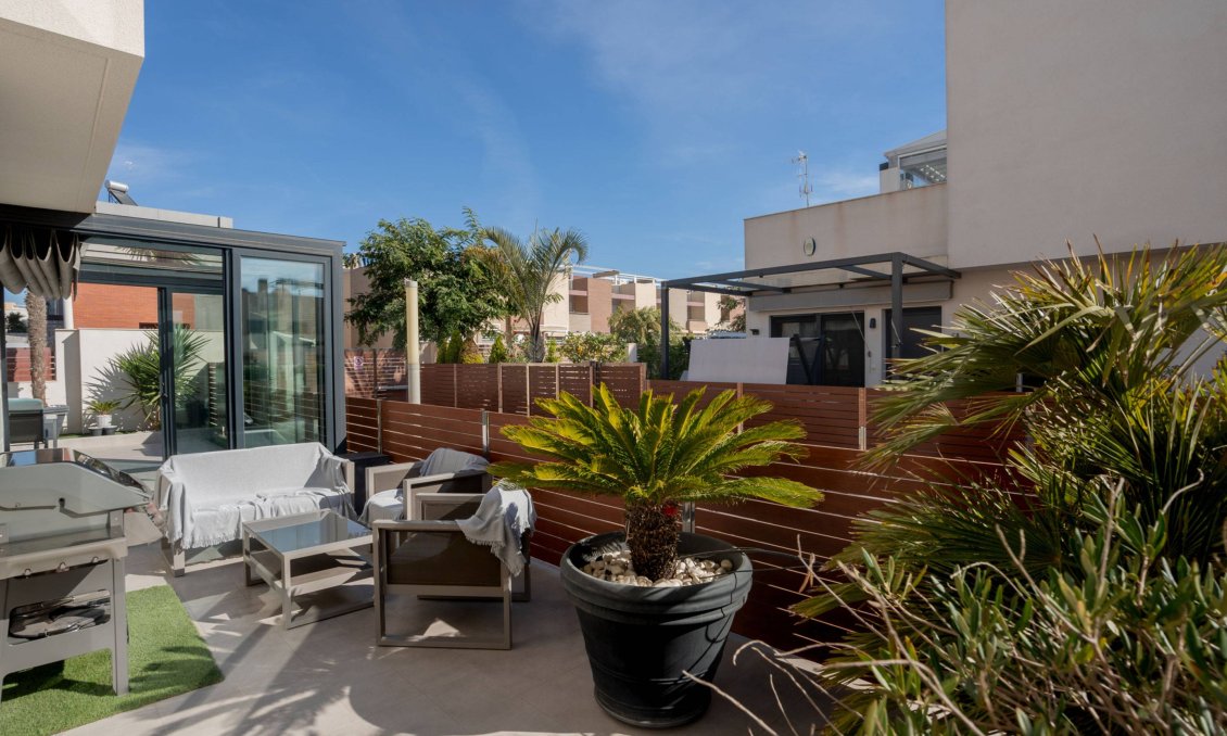 Segunda mano - Villa -
Torrevieja - Aguas Nuevas 2