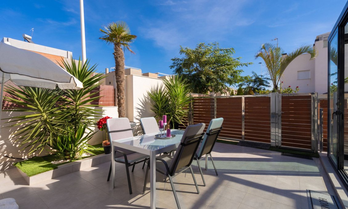 Segunda mano - Villa -
Torrevieja - Aguas Nuevas 2