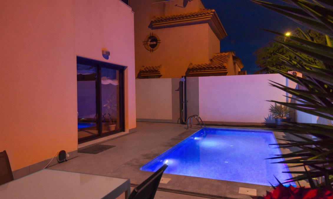 Segunda mano - Villa -
Torrevieja - Aguas Nuevas 2