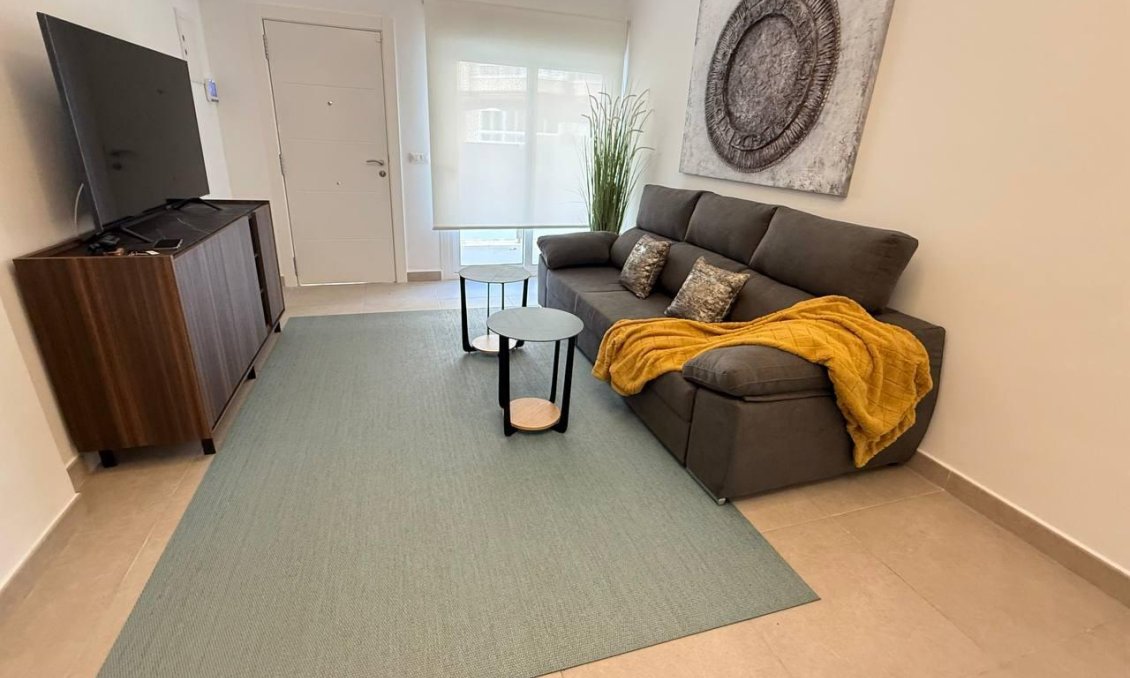 Segunda mano - Apartamento -
Guardamar del Segura - Parque Sur