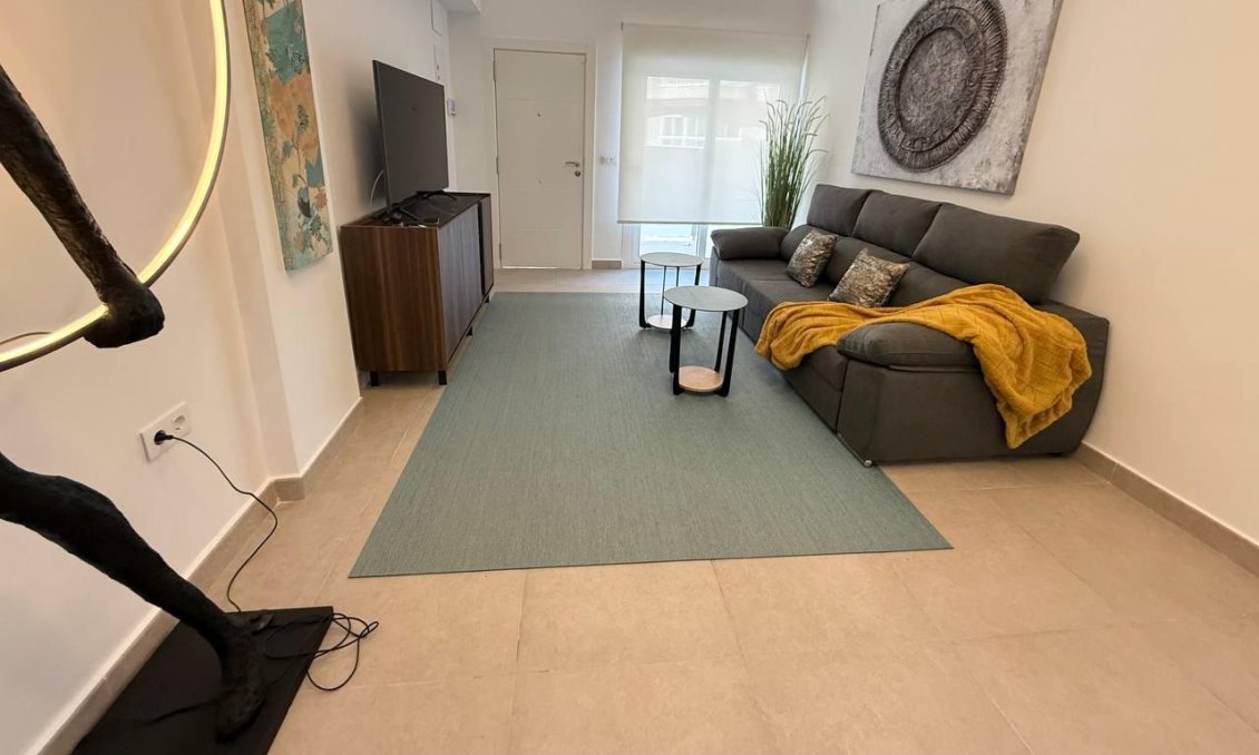 Segunda mano - Apartamento -
Guardamar del Segura - Parque Sur