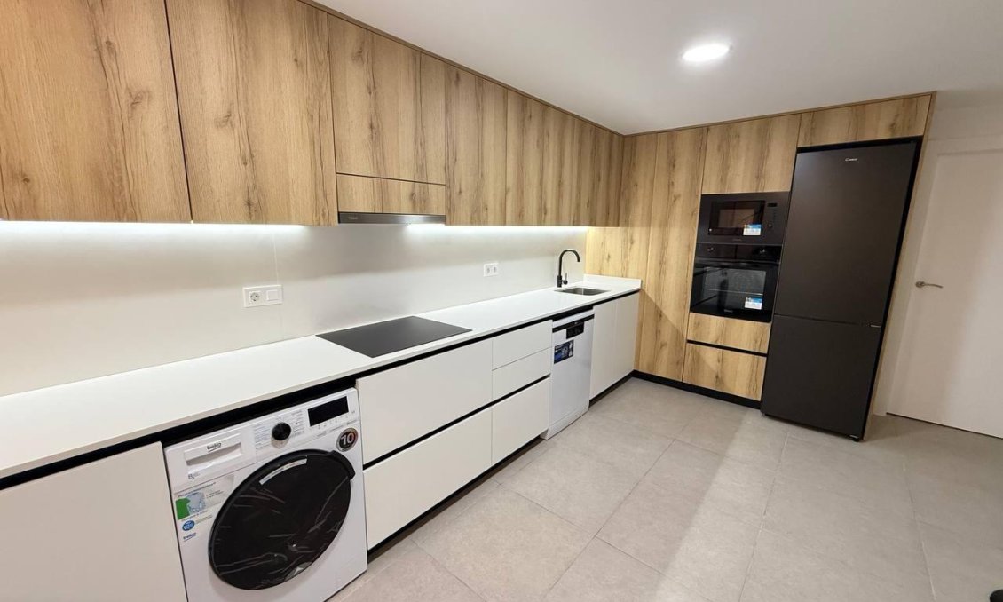 Segunda mano - Apartamento -
Guardamar del Segura - Parque Sur