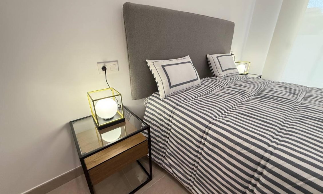 Segunda mano - Apartamento -
Guardamar del Segura - Parque Sur