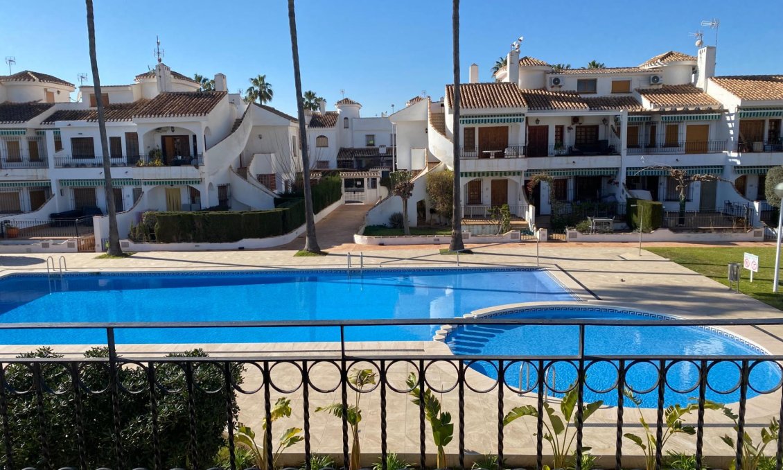 Resale - Apartment -
Pilar de la Horadada - Torre De La Horadada