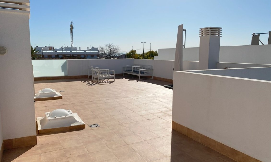 Segunda mano - Villa -
Avileses - Inland