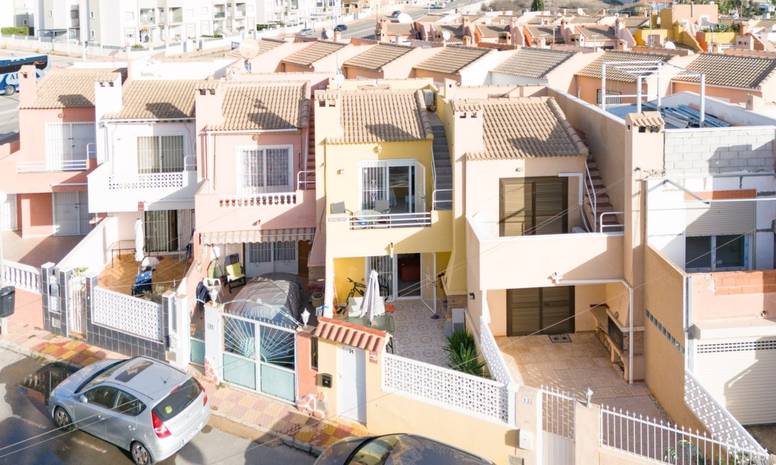 Segunda mano - Semi Detached -
Torrevieja - Costa Blanca