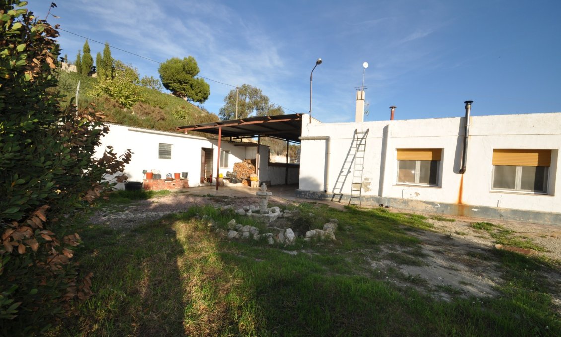 Segunda mano - Villa -
Aspe - Inland