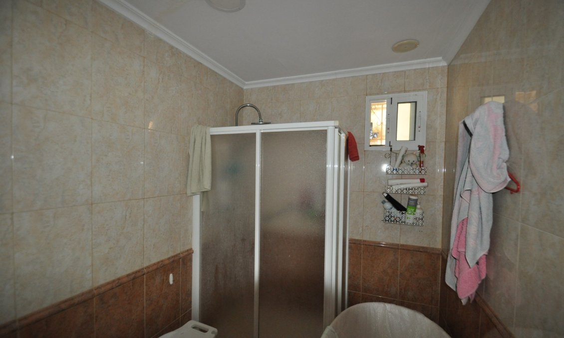 Segunda mano - Villa -
Aspe - Inland