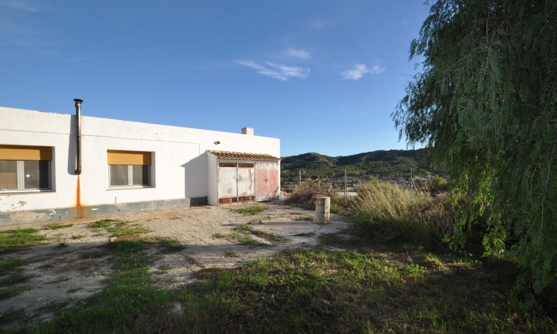 Segunda mano - Villa -
Aspe - Inland