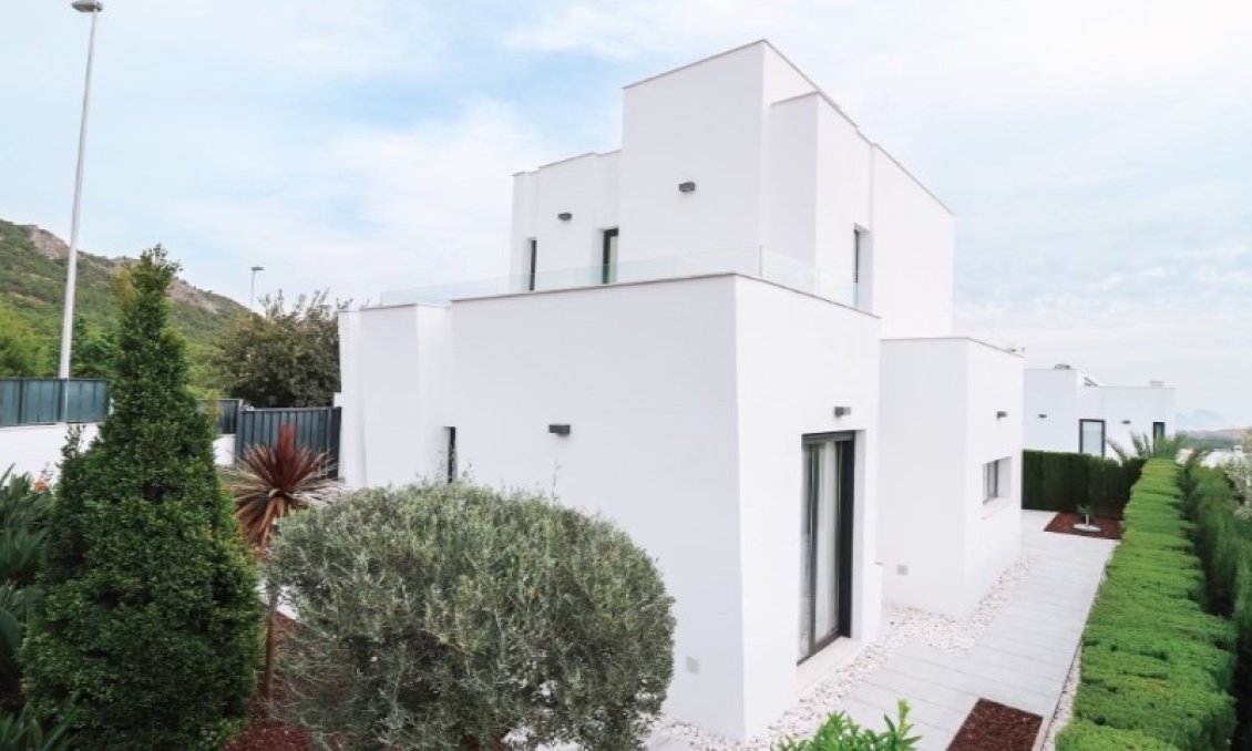 Segunda mano - Villa -
Polop - Costa Blanca