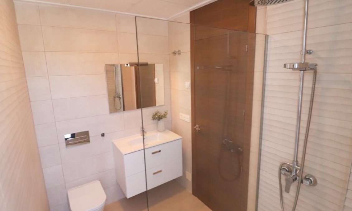 Segunda mano - Villa -
Polop - Costa Blanca