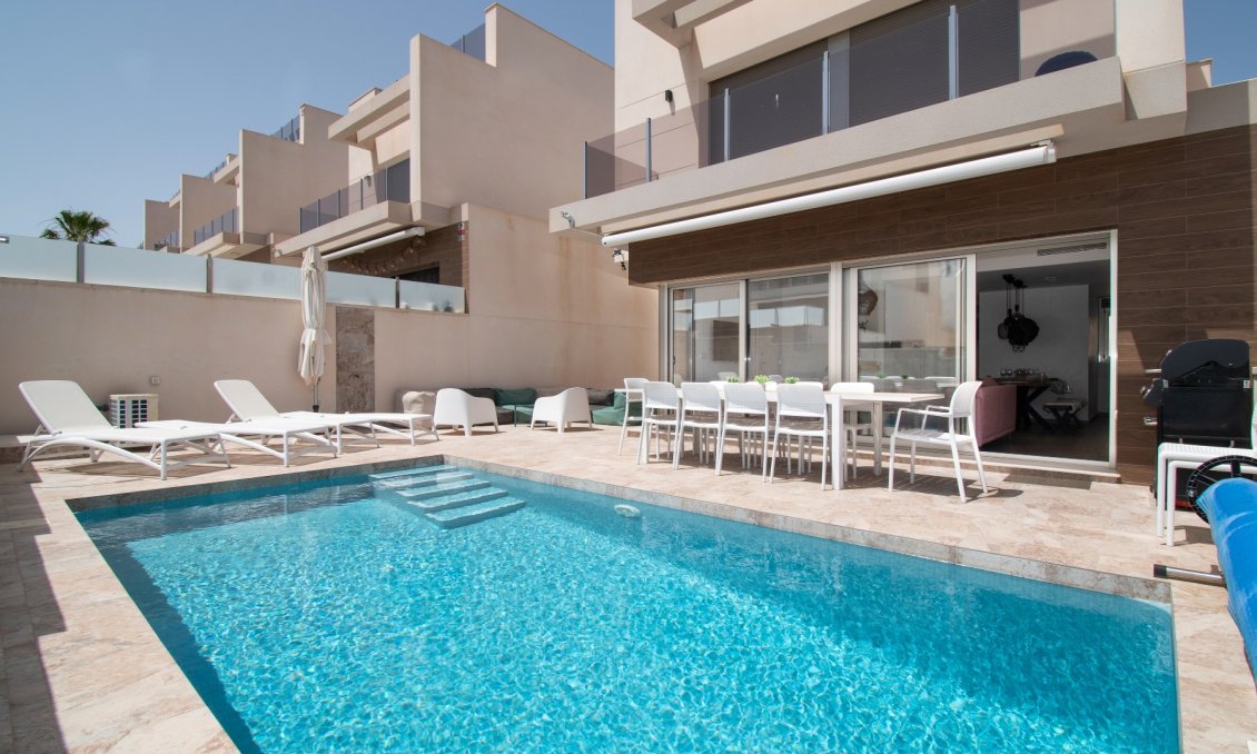Segunda mano - Villa -
Orihuela Costa - Costa Blanca