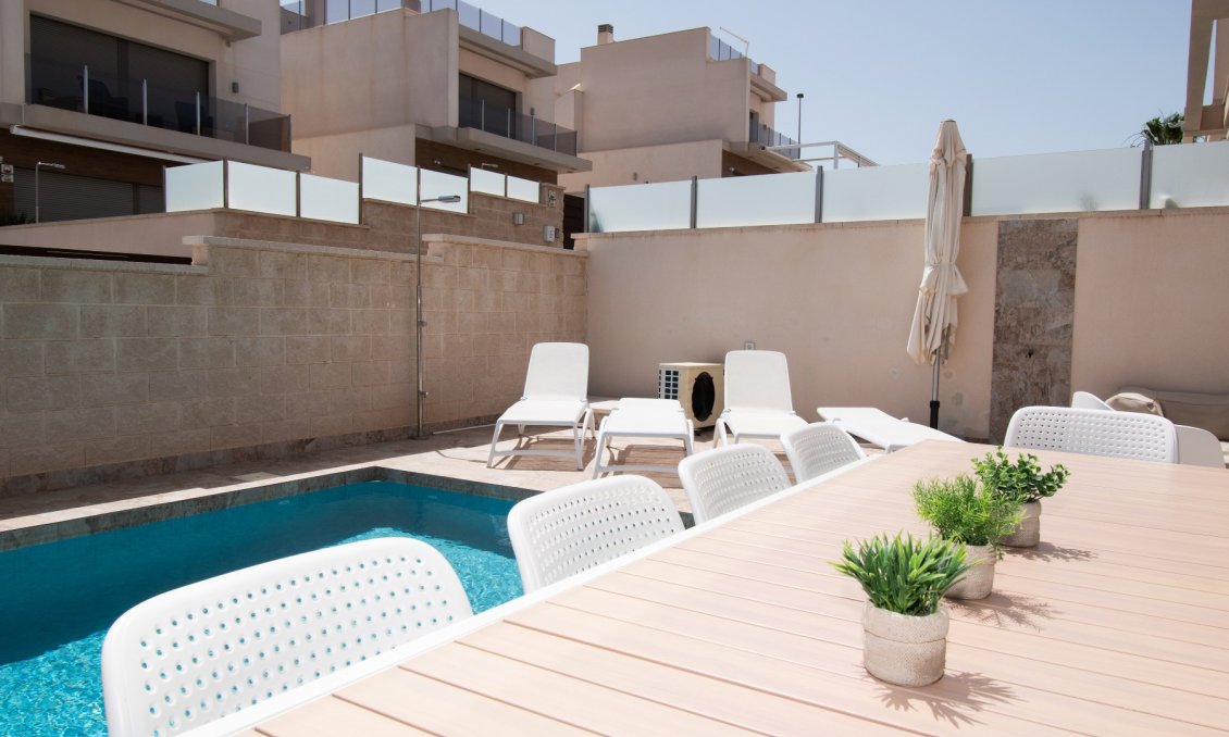 Segunda mano - Villa -
Orihuela Costa - Costa Blanca