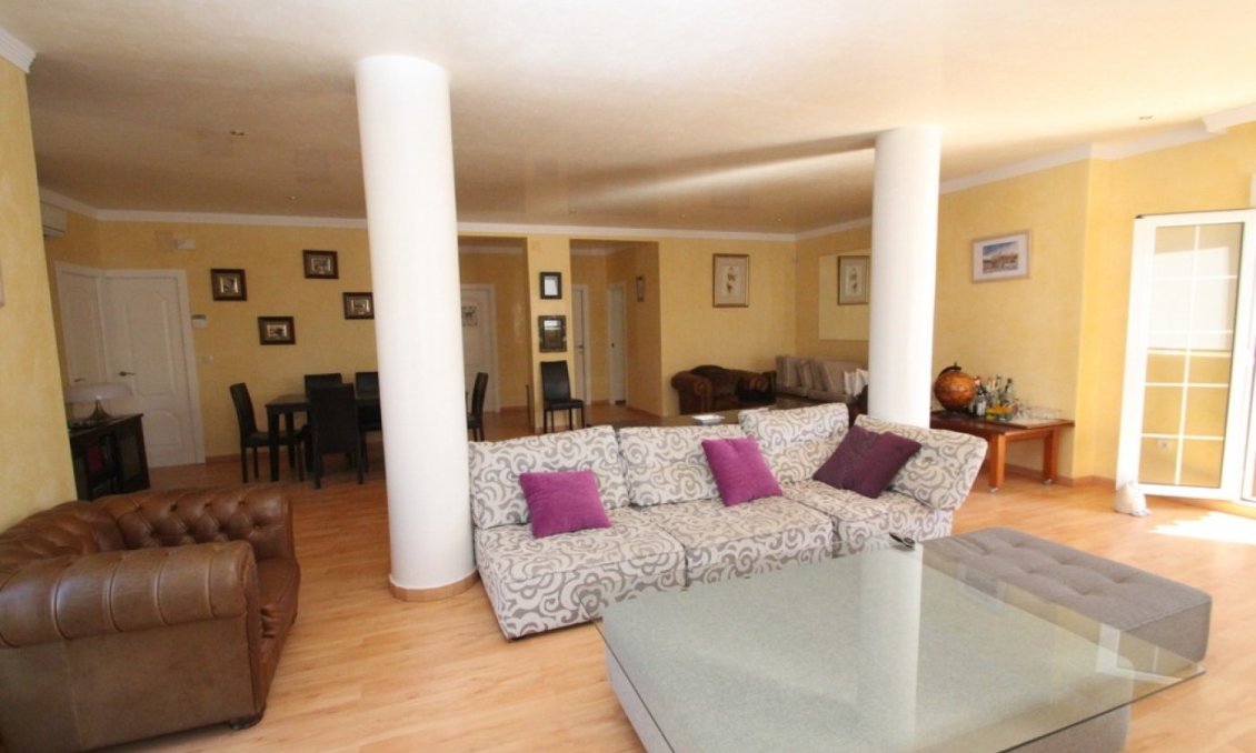 Segunda mano - Villa -
Orihuela Costa - Costa Blanca