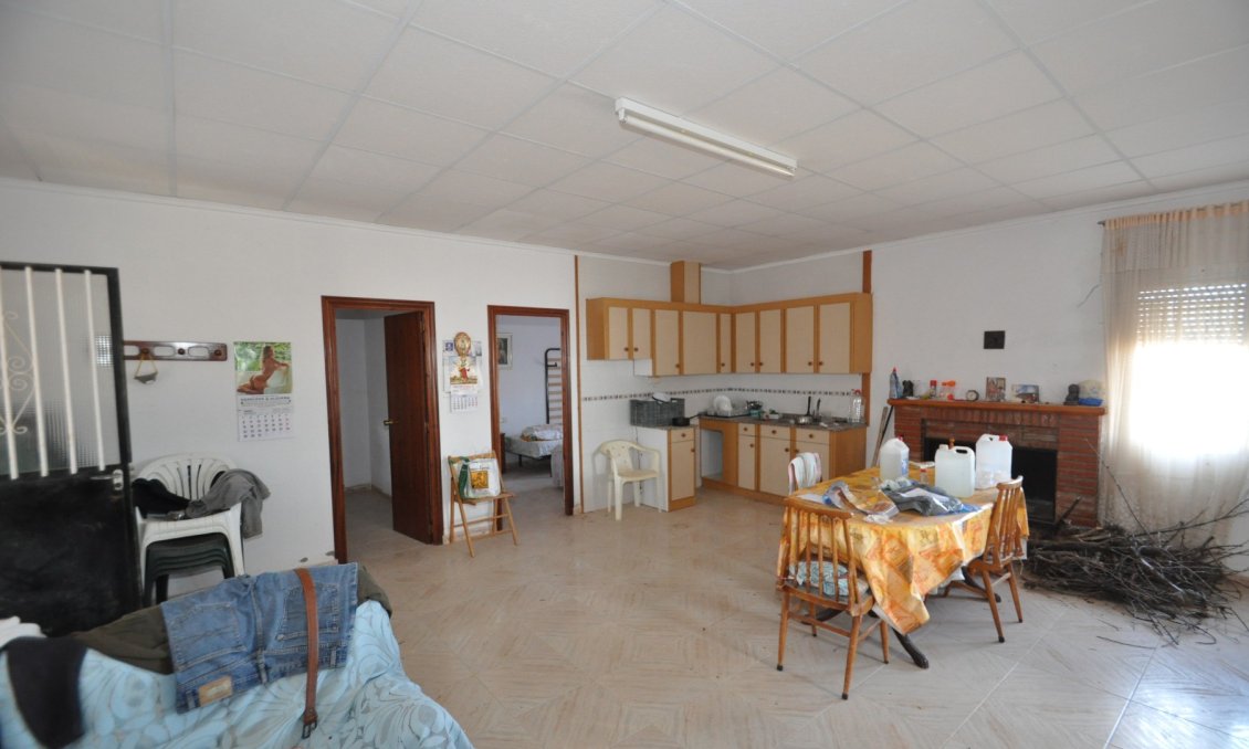 Wiederverkauf - Villa -
Pinoso - Inland