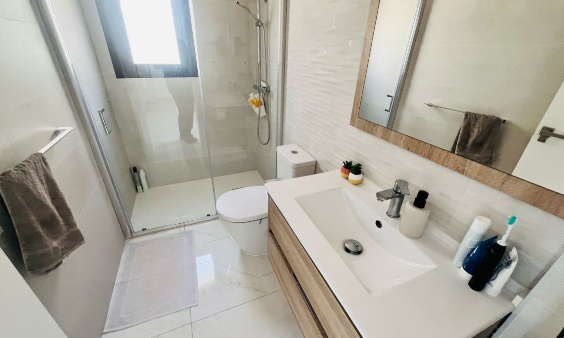 Segunda mano - Apartamento -
Dolores de Pacheco - Inland