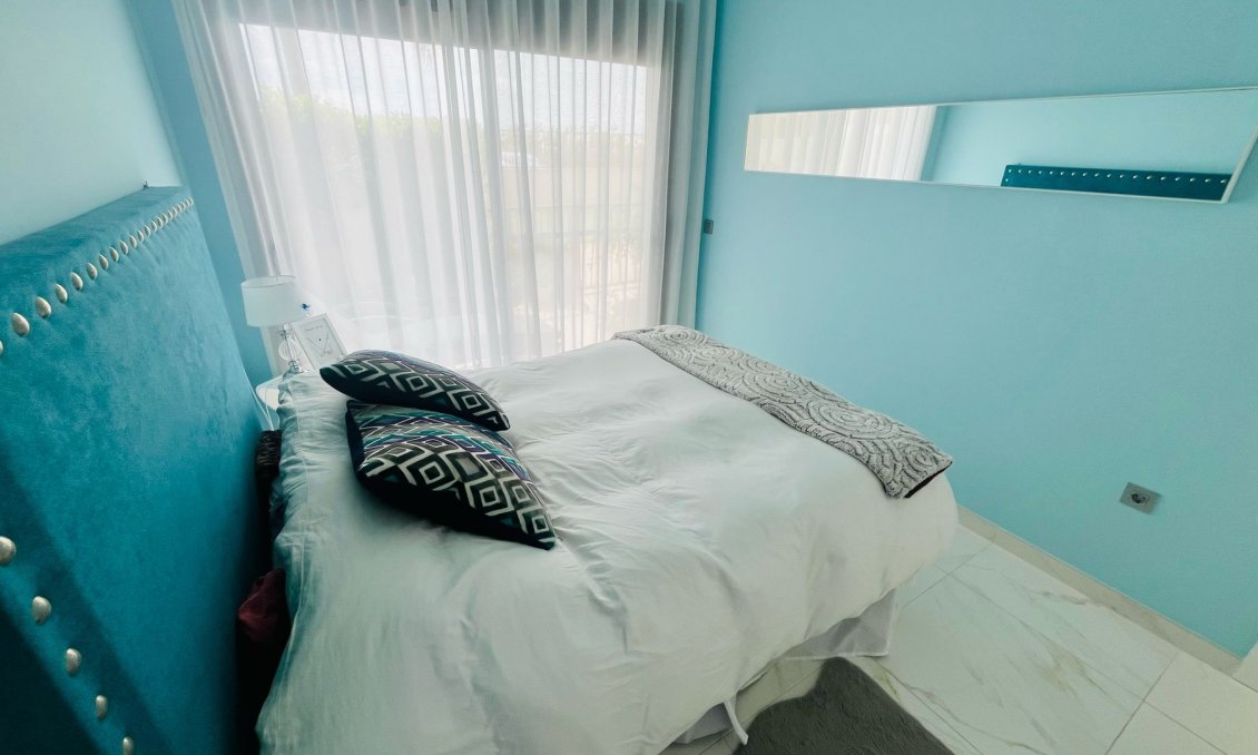 Segunda mano - Apartamento -
Dolores de Pacheco - Inland
