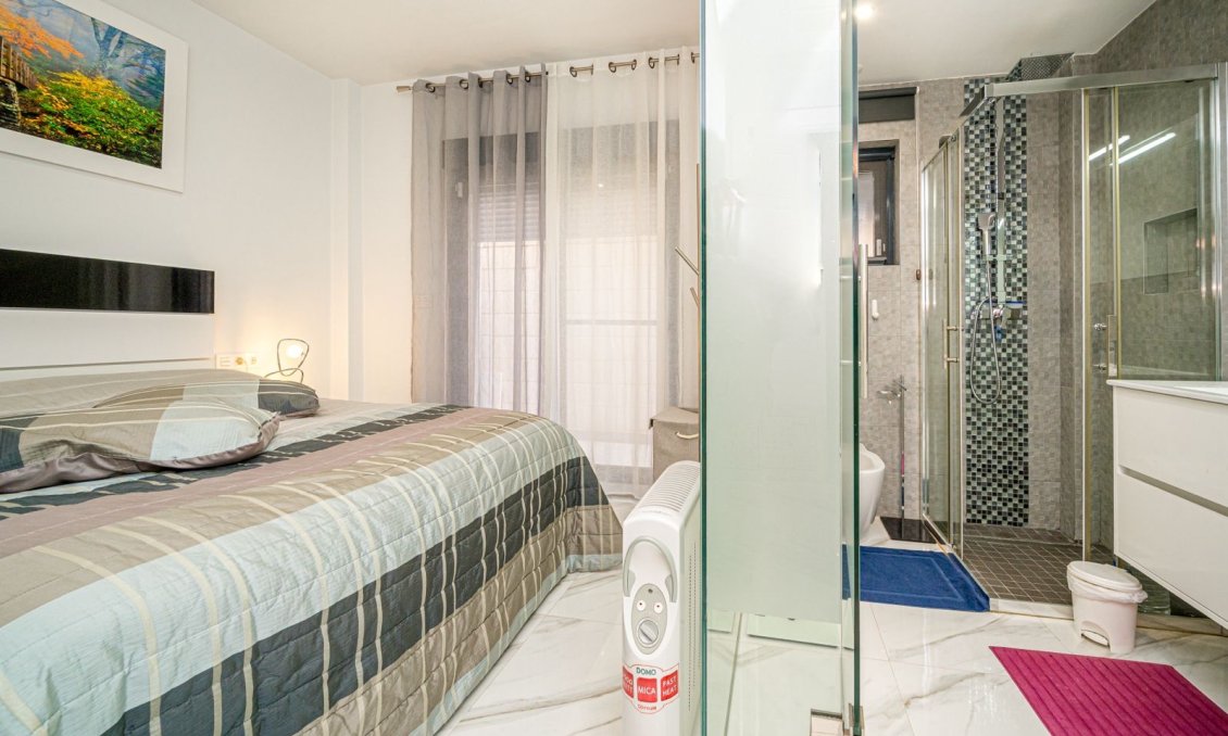 Segunda mano - Villa -
Ciudad Quesada - Costa Blanca