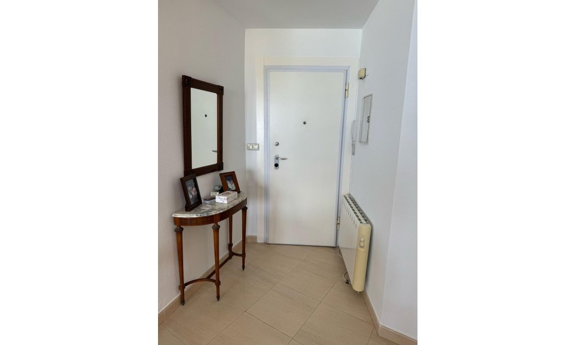 Segunda mano - Apartamento -
Orihuela Costa - Campoamor