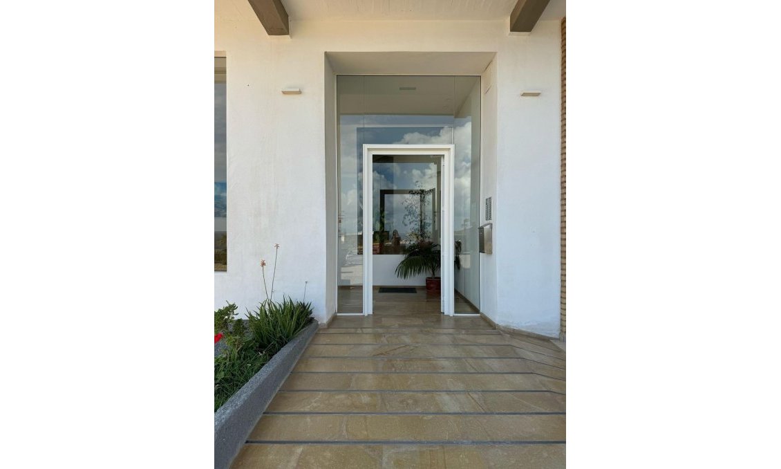 Segunda mano - Apartamento -
Orihuela Costa - Campoamor
