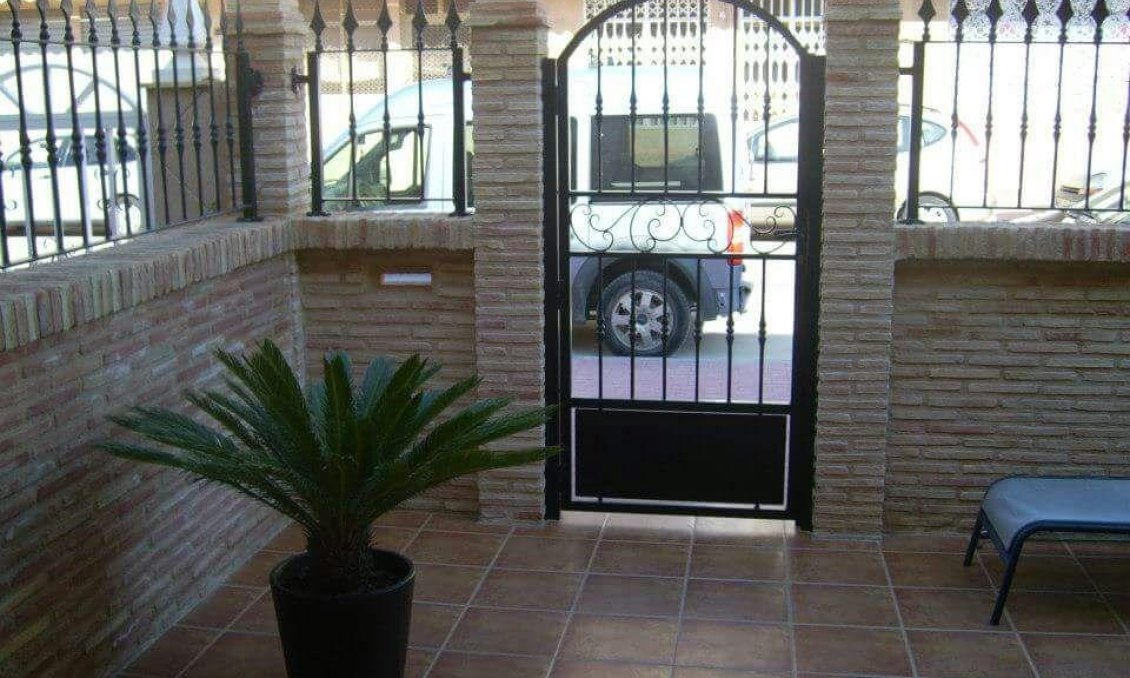 Segunda mano - Duplex -
Torrevieja - Playa De Los Naufragos