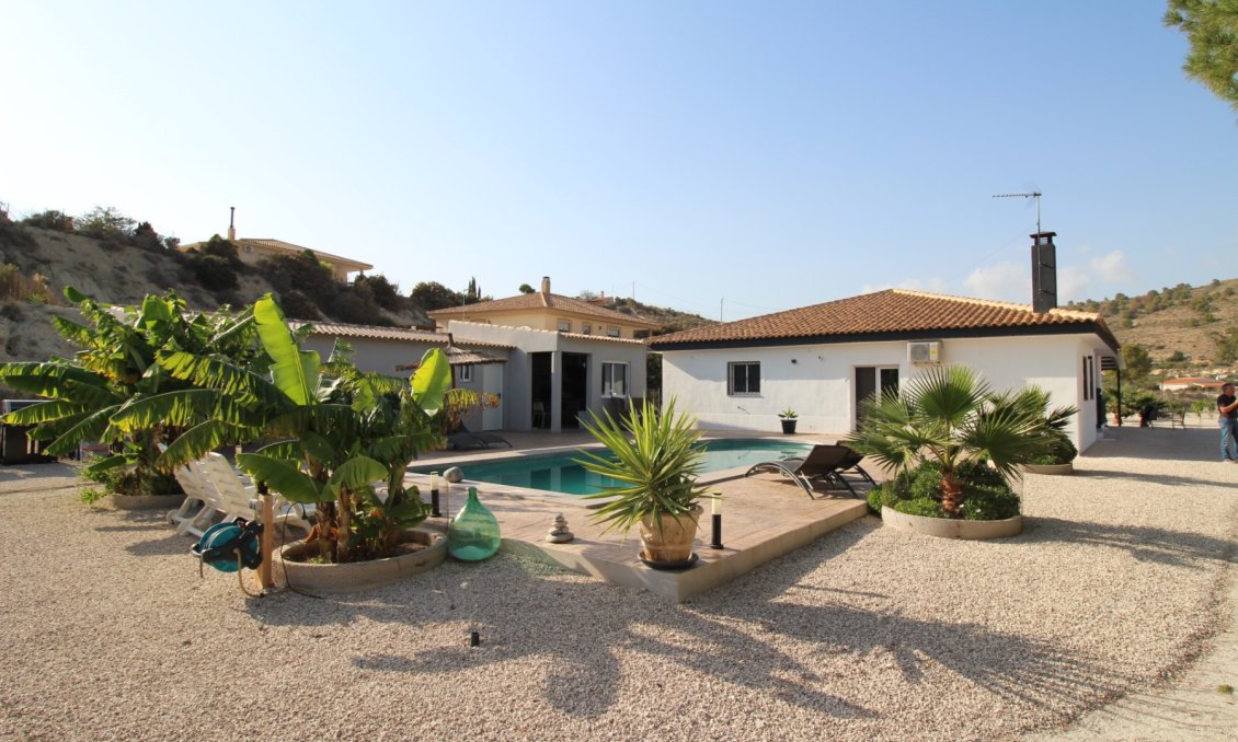Segunda mano - Villa -
Fortuna - Inland