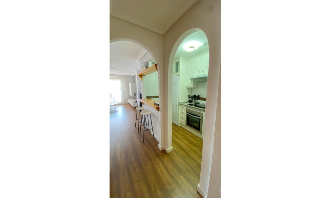 Segunda mano - Apartamento -
Mil Palmeras - Costa Blanca