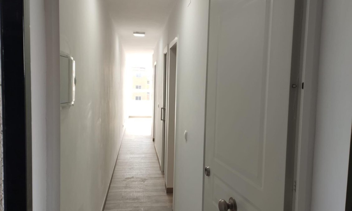 Wiederverkauf - Wohnung -
Guardamar del Segura - Pinomar