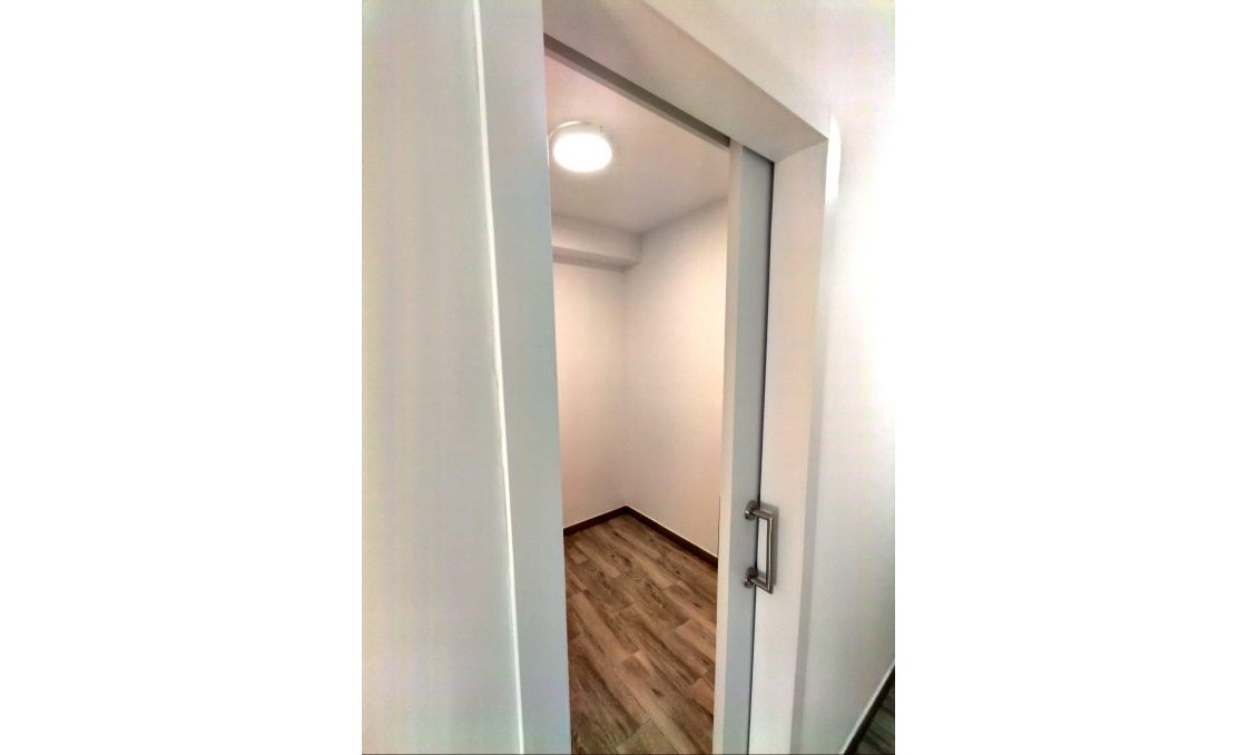 Wiederverkauf - Wohnung -
Guardamar del Segura - Pinomar