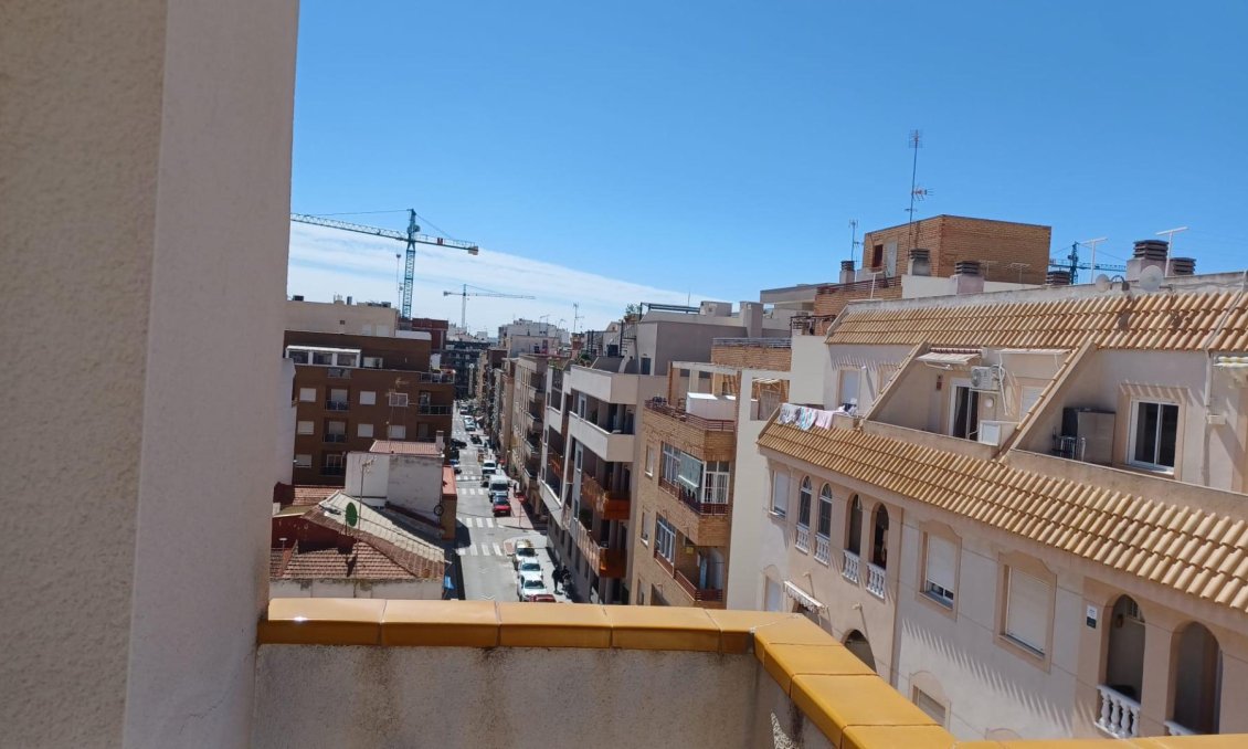 Segunda mano - Ático -
Torrevieja - El Molino