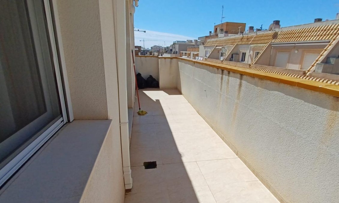 Segunda mano - Ático -
Torrevieja - El Molino