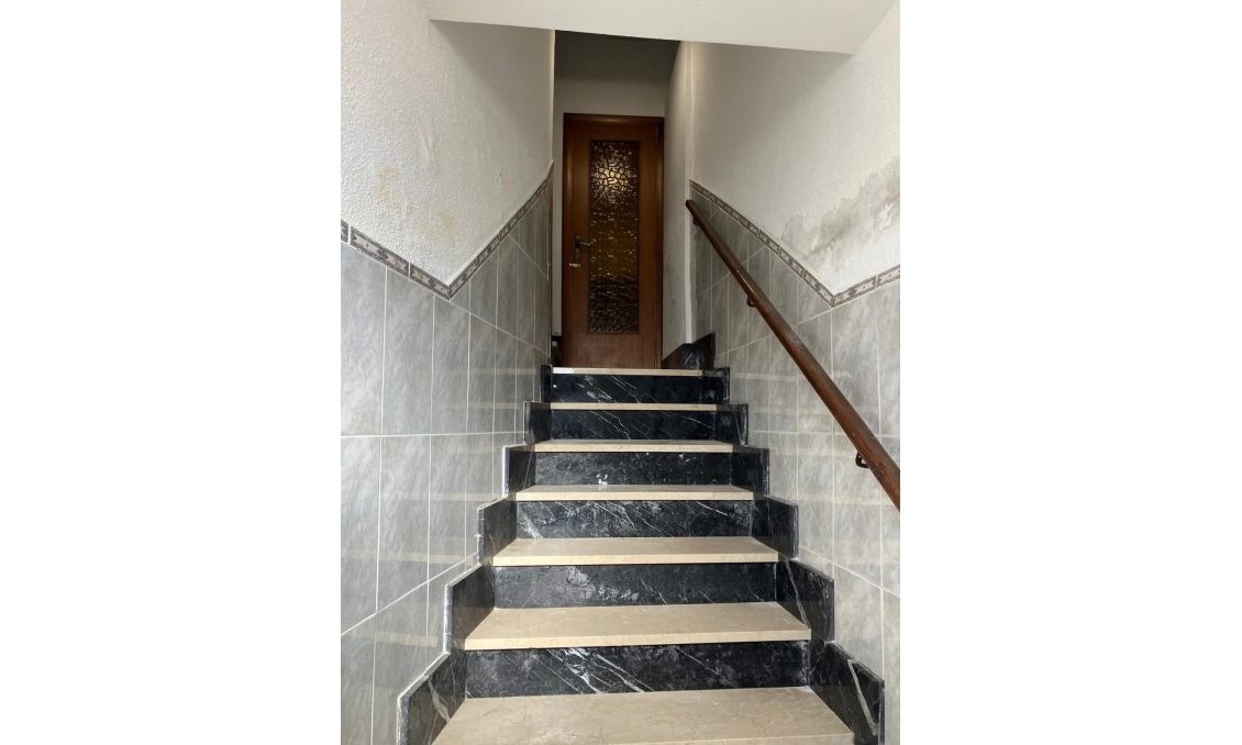 Revente - Town House -
Ondara - Inland