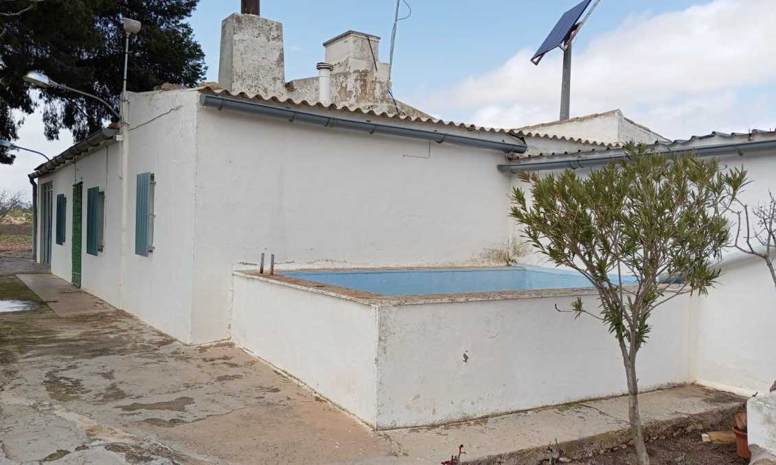 Segunda mano - Villa -
Yecla - Inland
