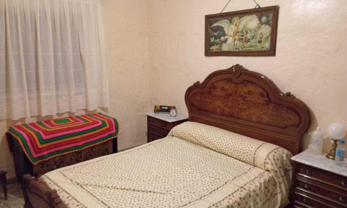 Segunda mano - Villa -
Yecla - Inland