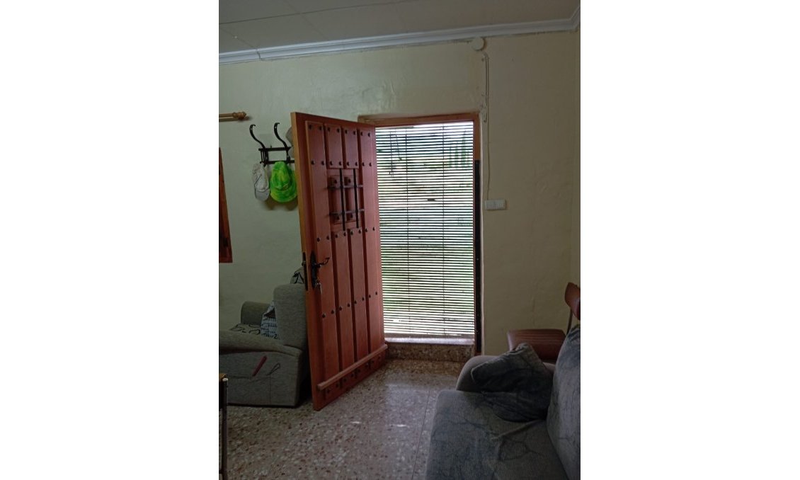 Segunda mano - Villa -
Yecla - Inland