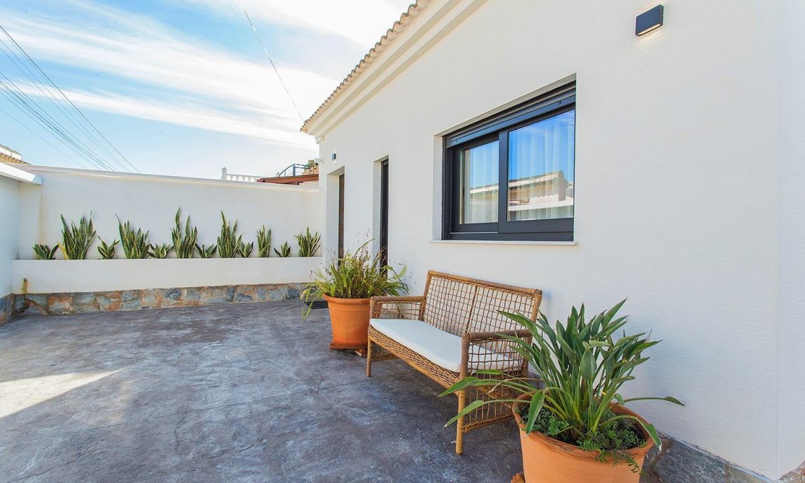 Segunda mano - Town House -
Torrevieja - La Siesta