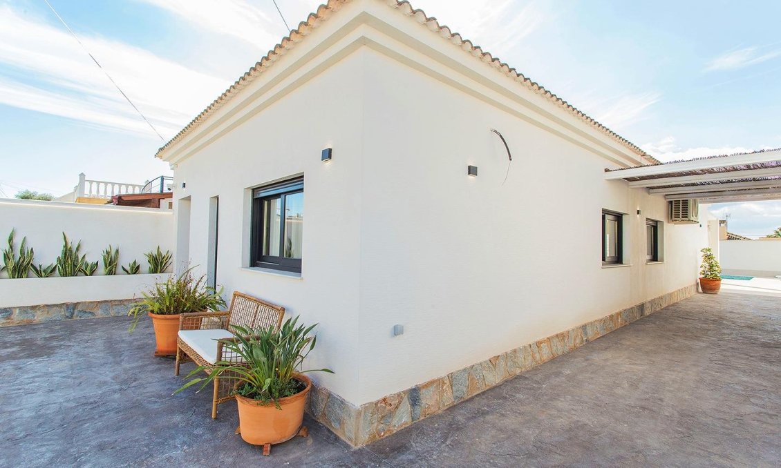 Segunda mano - Town House -
Torrevieja - La Siesta