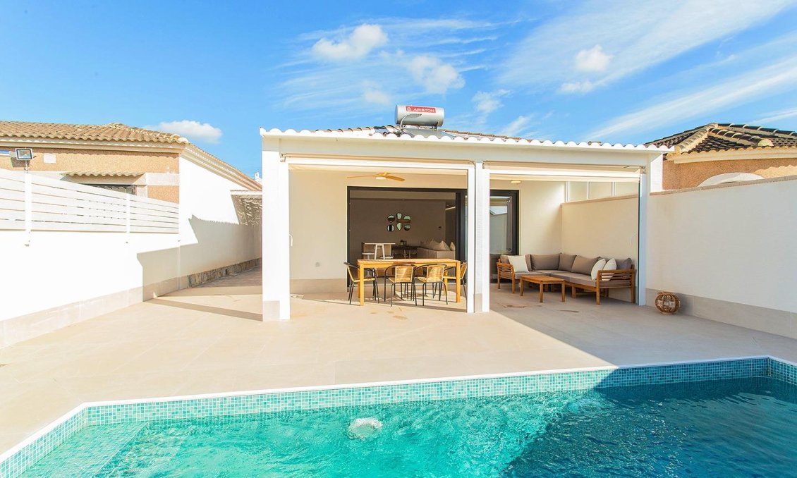 Segunda mano - Town House -
Torrevieja - La Siesta