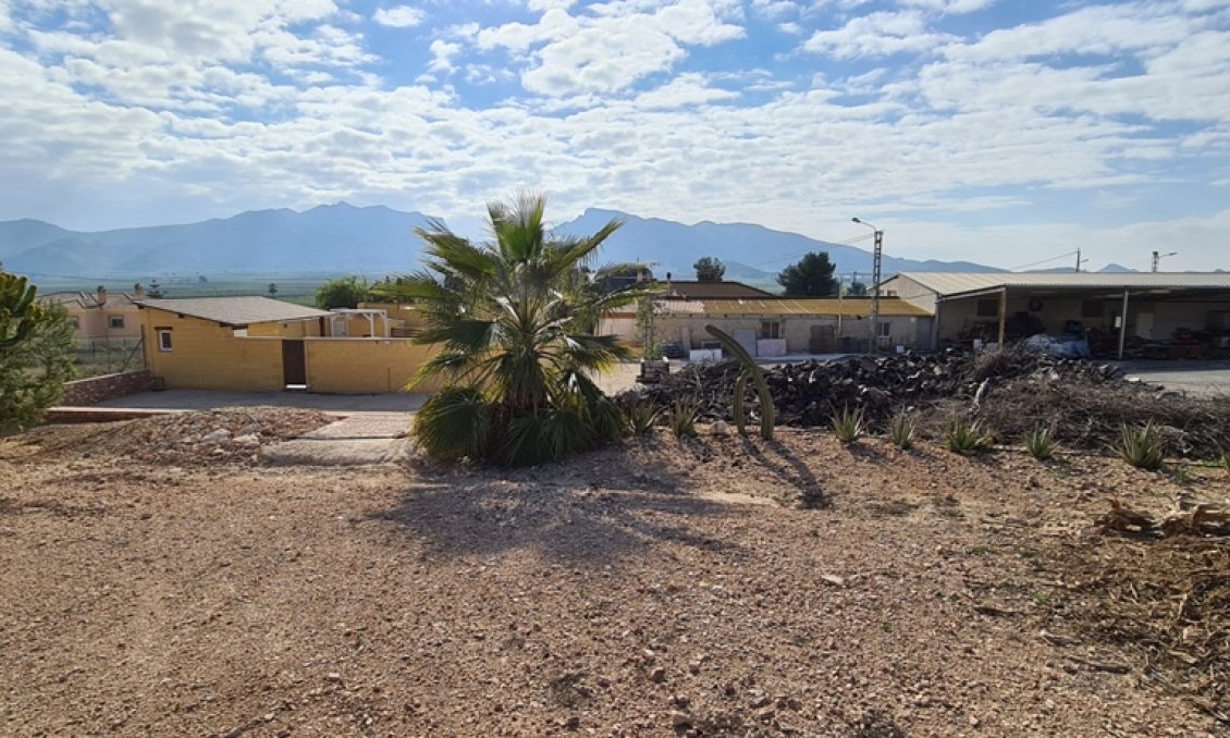 Használt Ingatlanok - Villa -
Orihuela - Inland