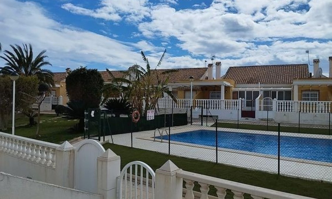 Segunda mano - Town House -
Los Nietos - Costa Calida
