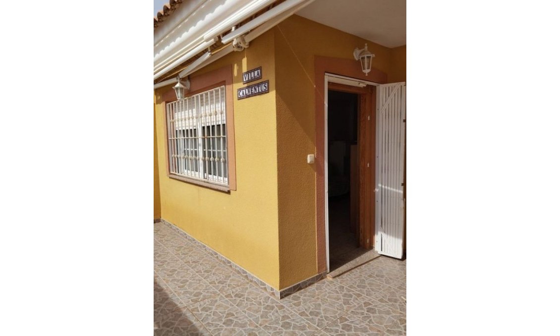 Segunda mano - Town House -
Los Nietos - Costa Calida