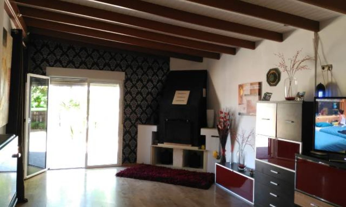 Segunda mano - Villa -
La Matanza - Inland