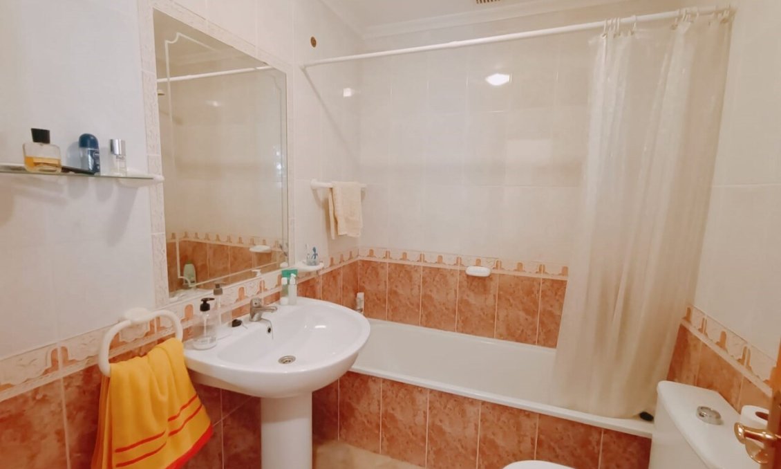 Segunda mano - Quad House -
Playa Flamenca - Costa Blanca