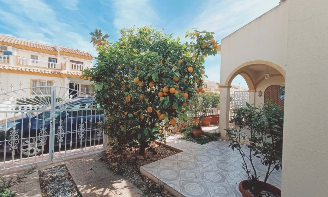 Segunda mano - Quad House -
Playa Flamenca - Costa Blanca
